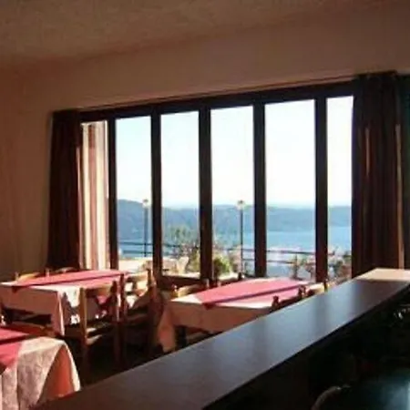 Отель Ca Vecia Гарньяно