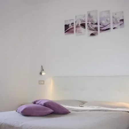 Отель Ca Vecia Гарньяно